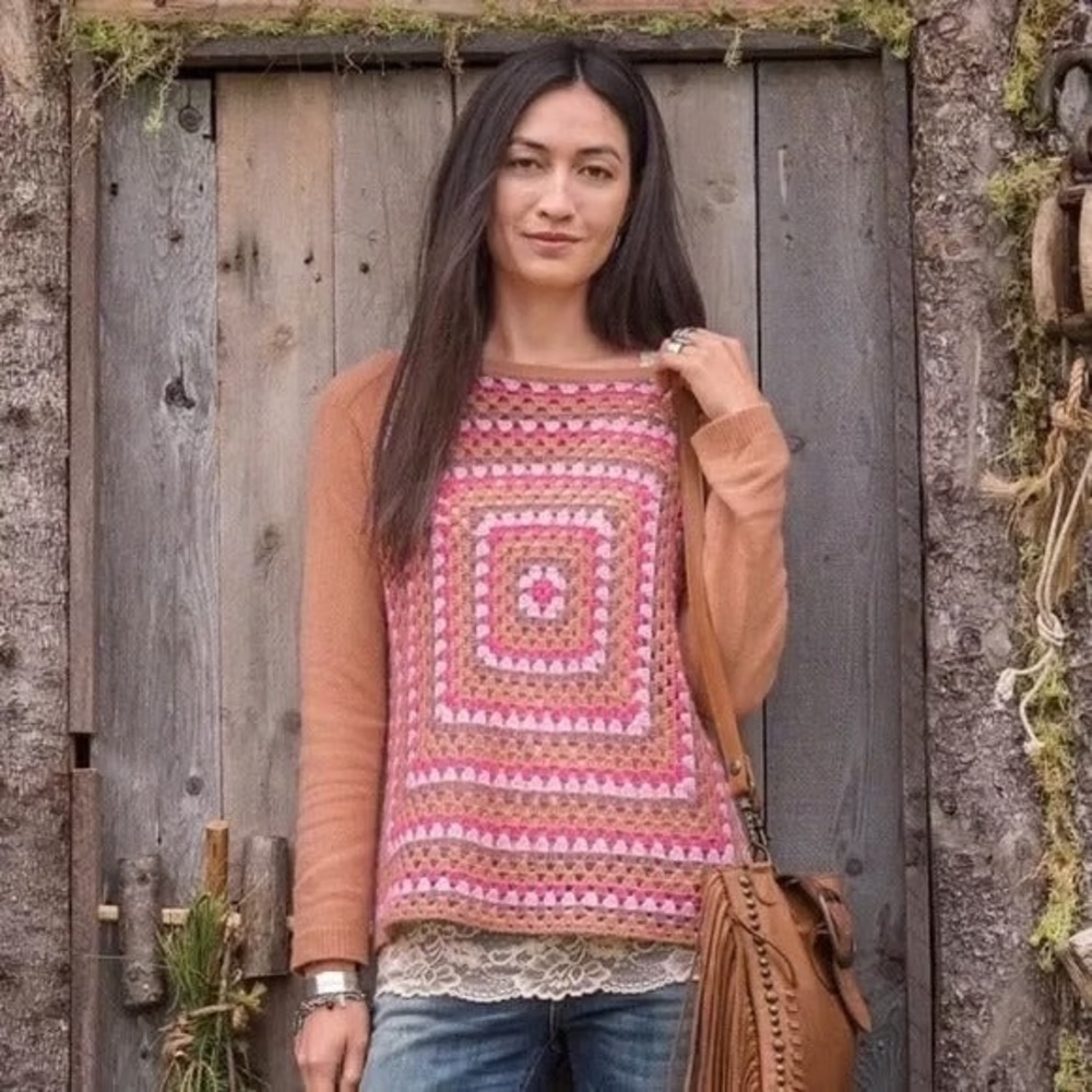 Sundance Coral Pink Grannie Square Crochet Sweater Medium